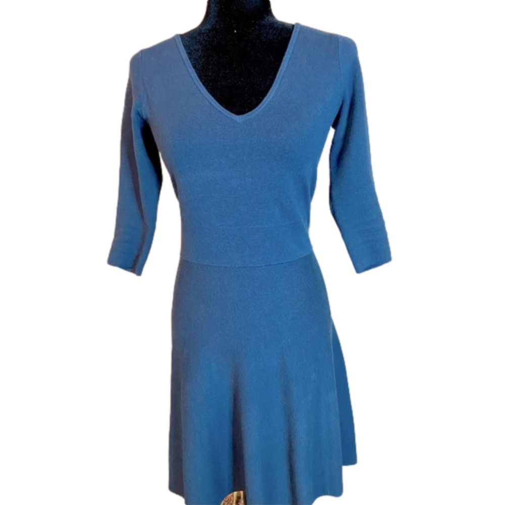 BODEN teal v-neck dress semi-fitted